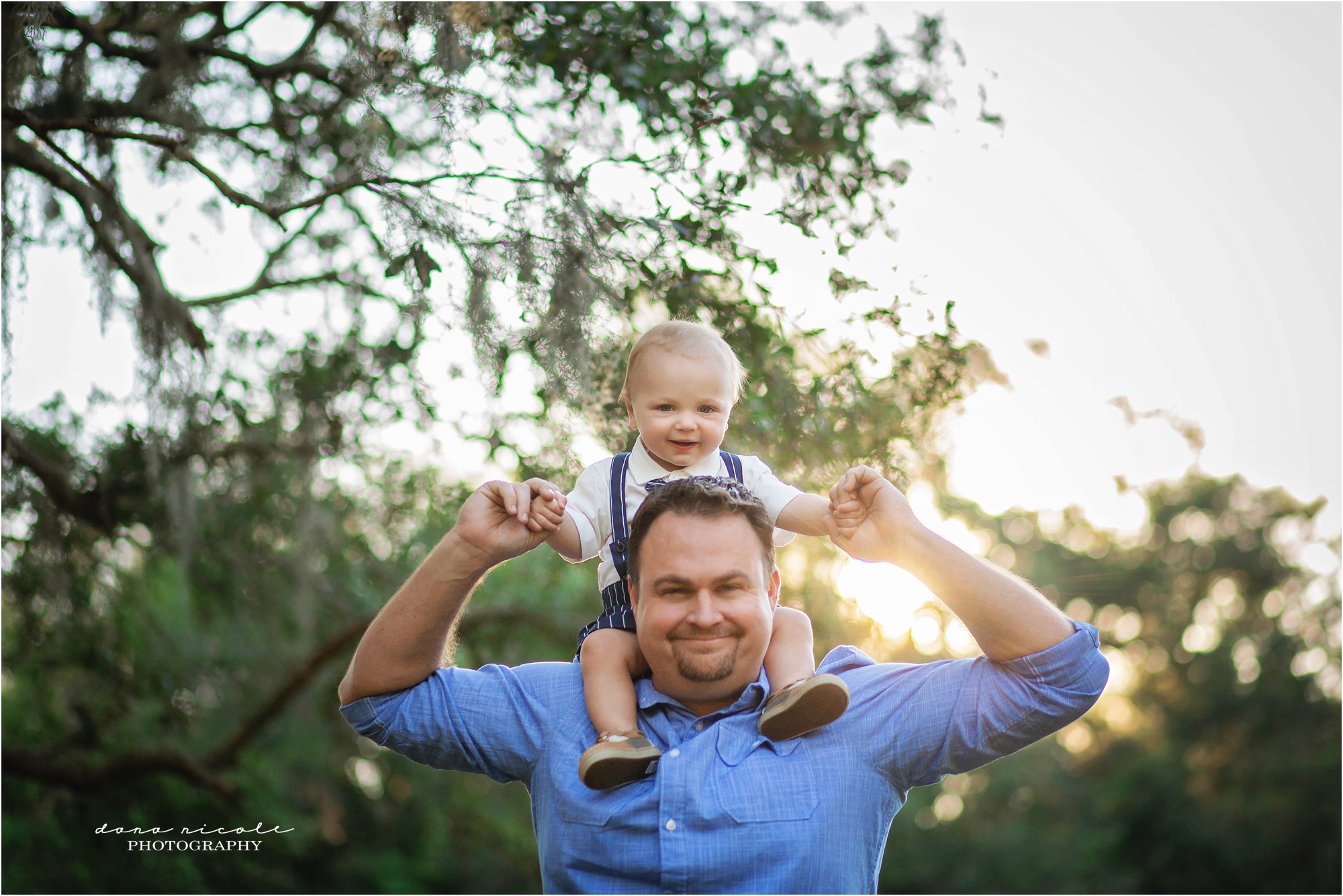 Family Photographer Tampa at Philippe Park | Dana Nicole Photography | Tampa, FL