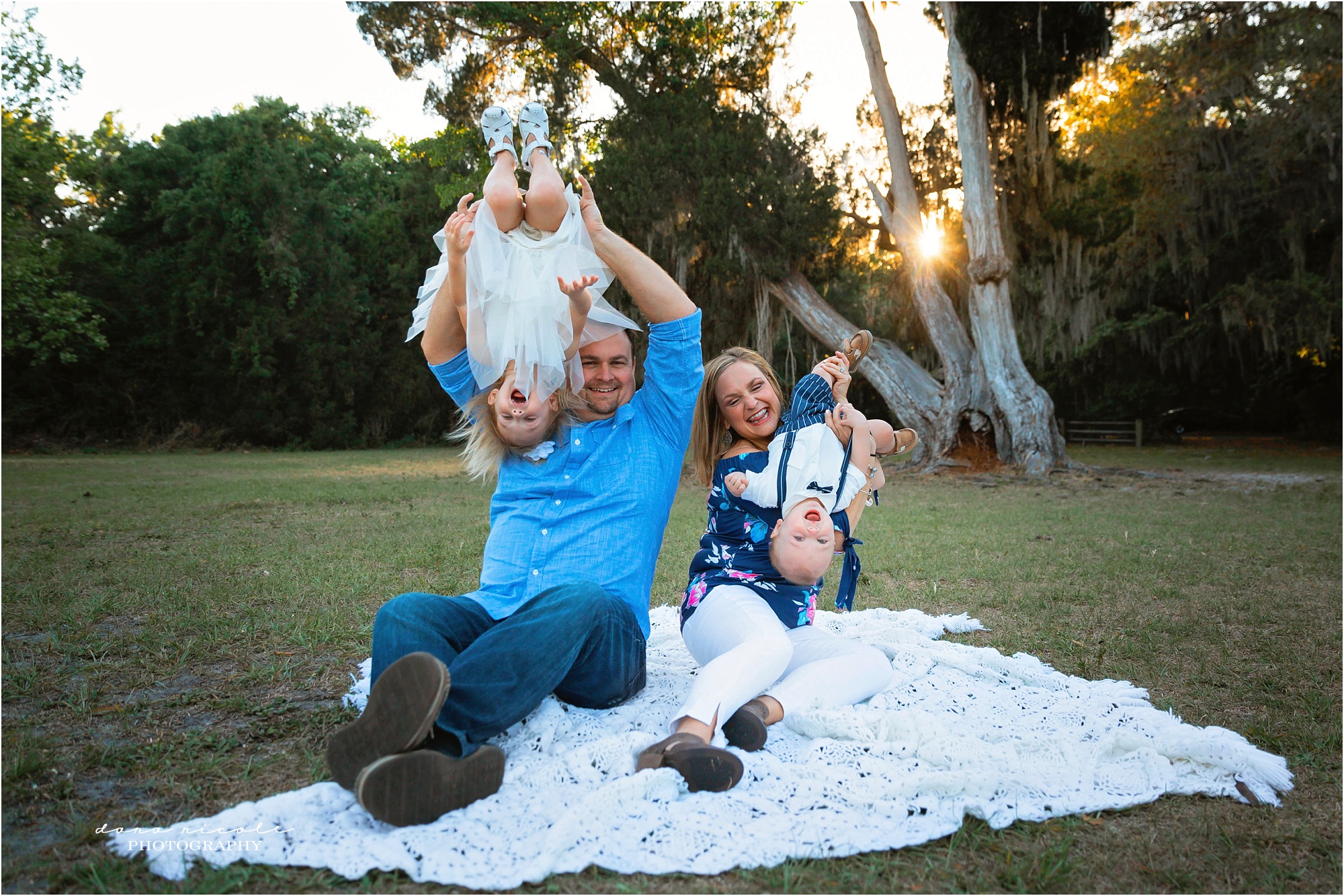 Family Photographer Tampa at Philippe Park | Dana Nicole Photography | Tampa, FL