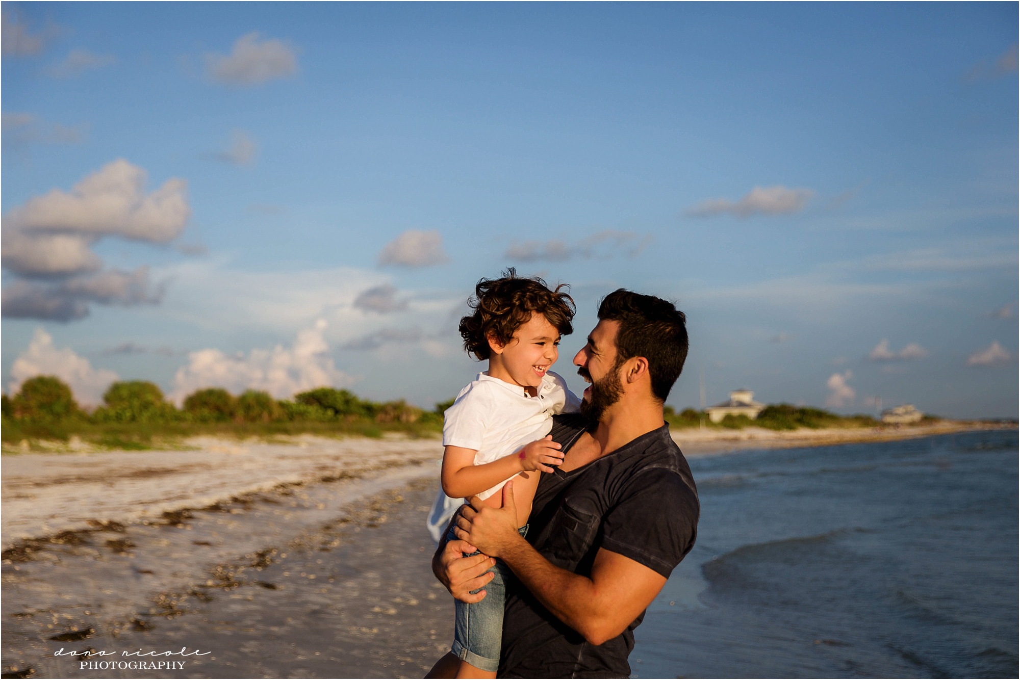Tampa Maternity Photographer at Honeymoon Island State Park | Dana Nicole Photography | Tampa, FL