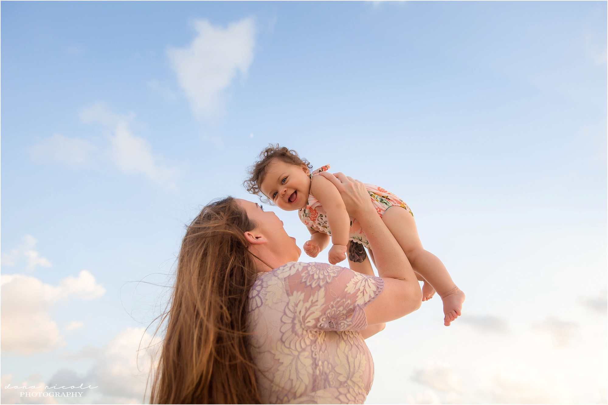 Dunedin Family Photographer at Honeymoon Island State Park | Dana Nicole Photography | Tampa, FL