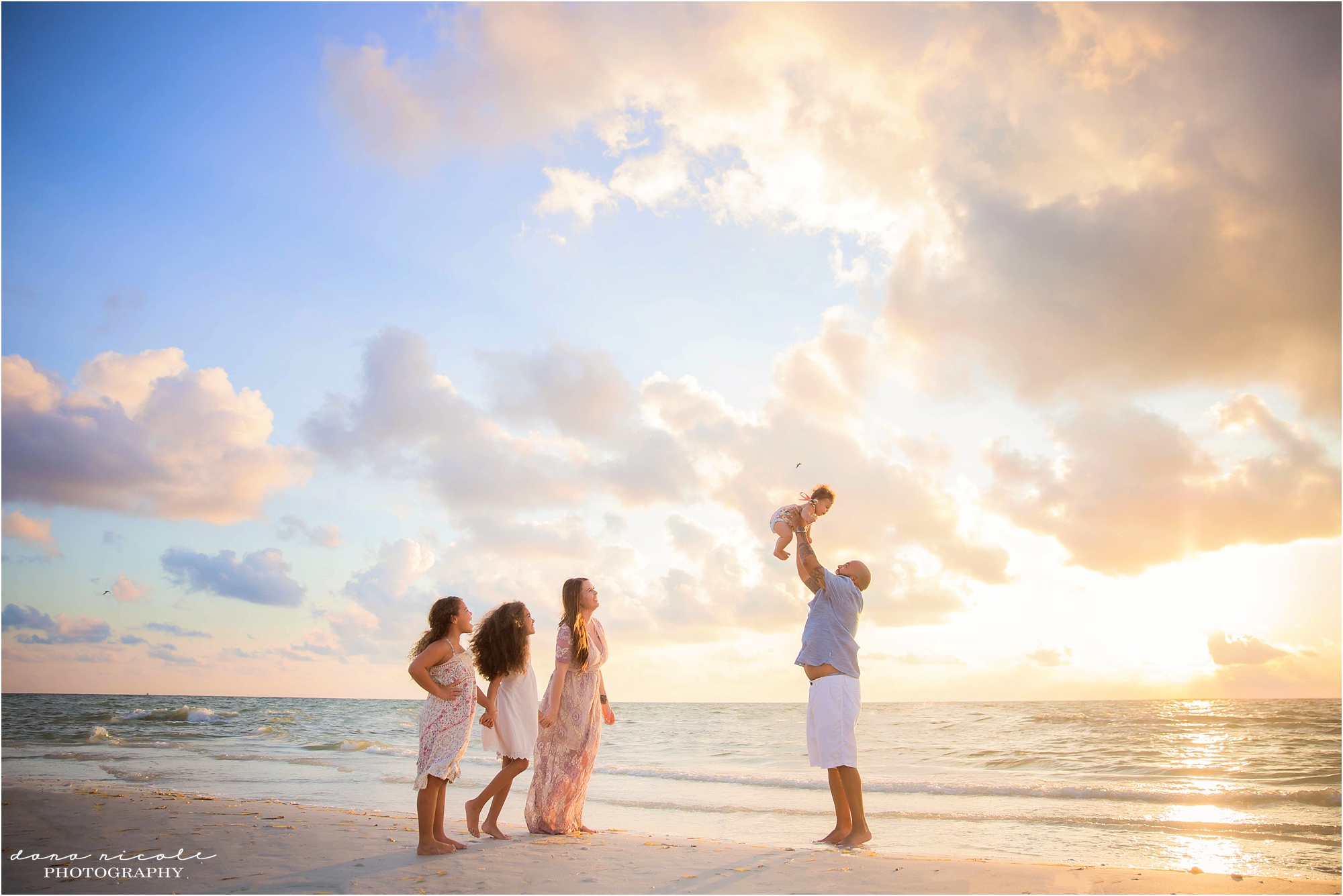Dunedin Family Photographer at Honeymoon Island State Park | Dana Nicole Photography | Tampa, FL