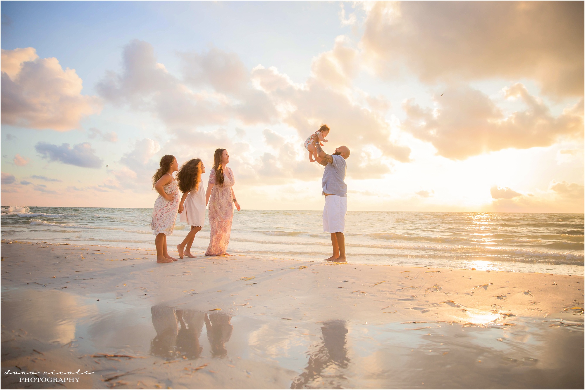 Dunedin Family Photographer at Honeymoon Island State Park | Dana Nicole Photography | Tampa, FL