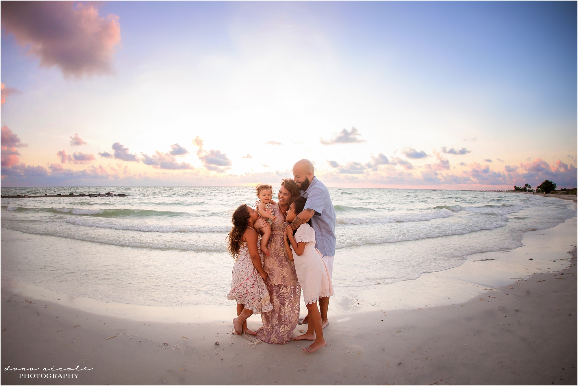 Dunedin Family Photographer at Honeymoon Island State Park | Dana Nicole Photography | Tampa, FL