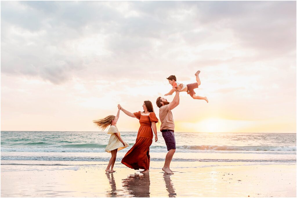 Family Photographer in Clearwater | Dana Nicole Photography